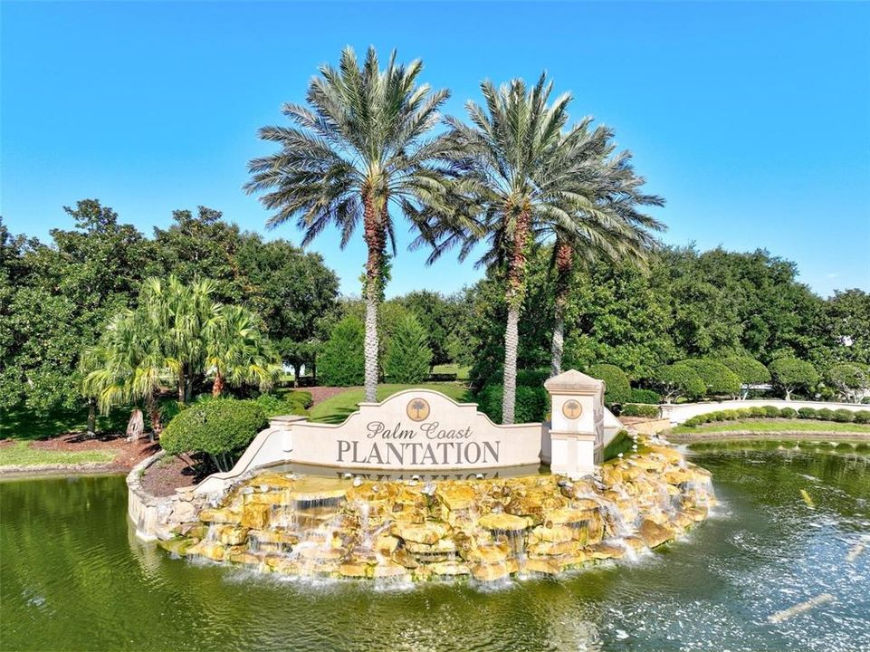 待售: $329,000 (0.47 acres)