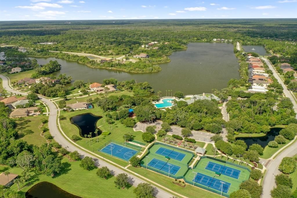 待售: $329,000 (0.47 acres)