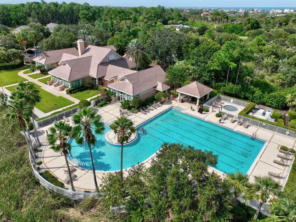 待售: $329,000 (0.47 acres)