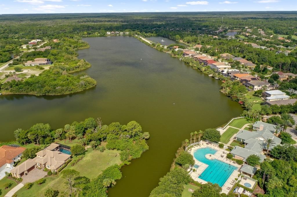 待售: $329,000 (0.47 acres)