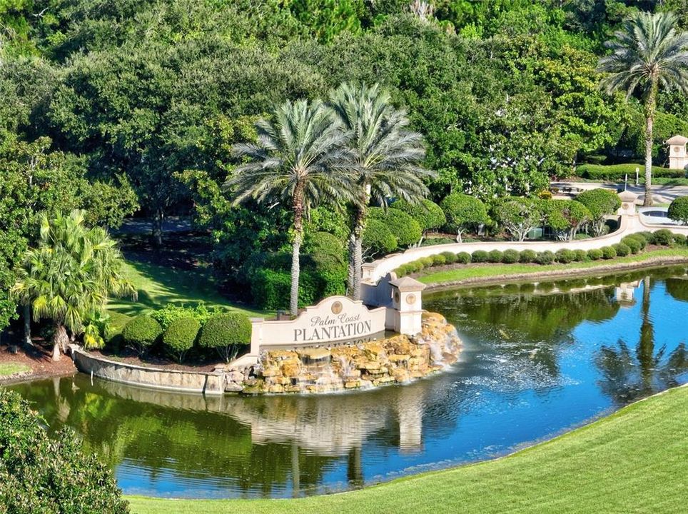 待售: $329,000 (0.47 acres)