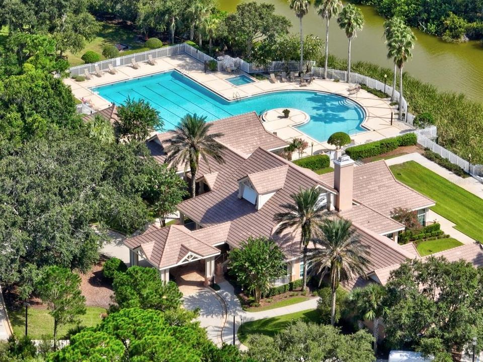 待售: $329,000 (0.47 acres)