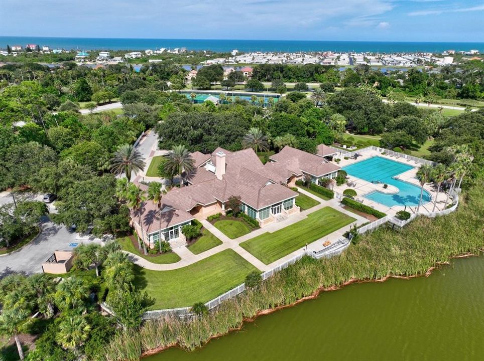 待售: $329,000 (0.47 acres)