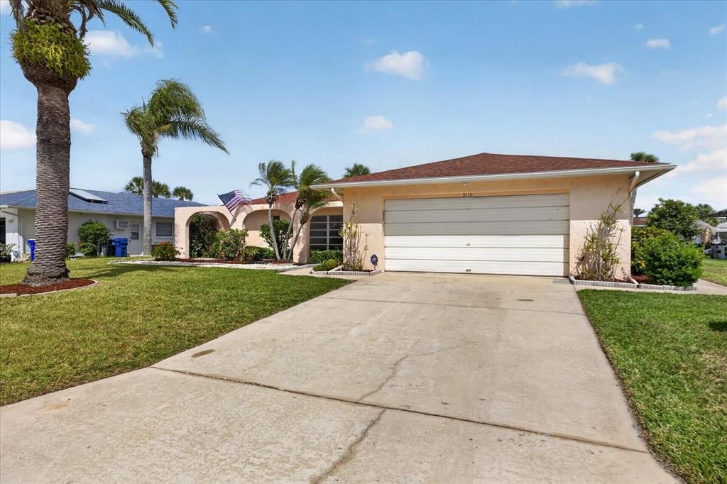 Activo con contrato: $699,000 (3 camas, 3 baños, 2044 Pies cuadrados)