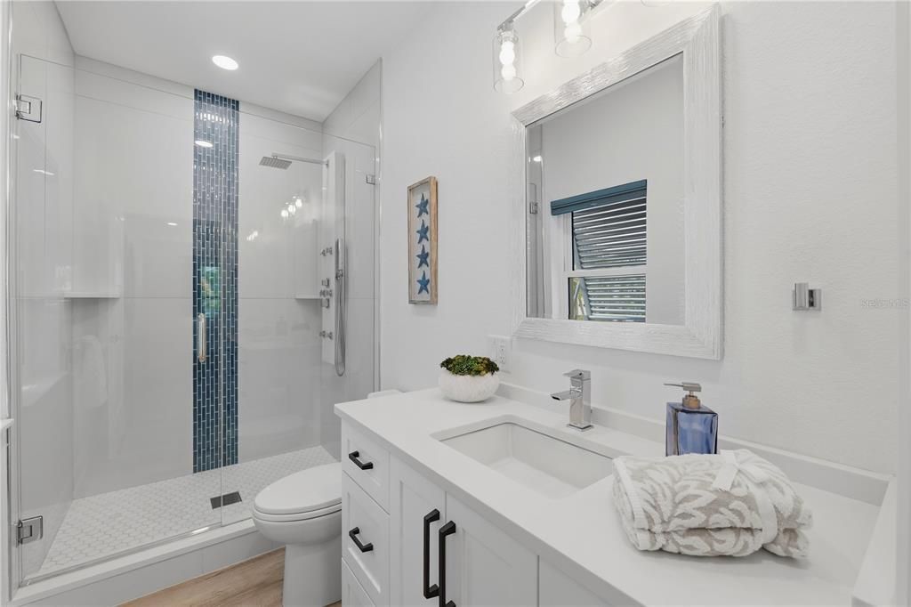 For Sale: $2,232,500 (4 beds, 4 baths, 3560 Square Feet)