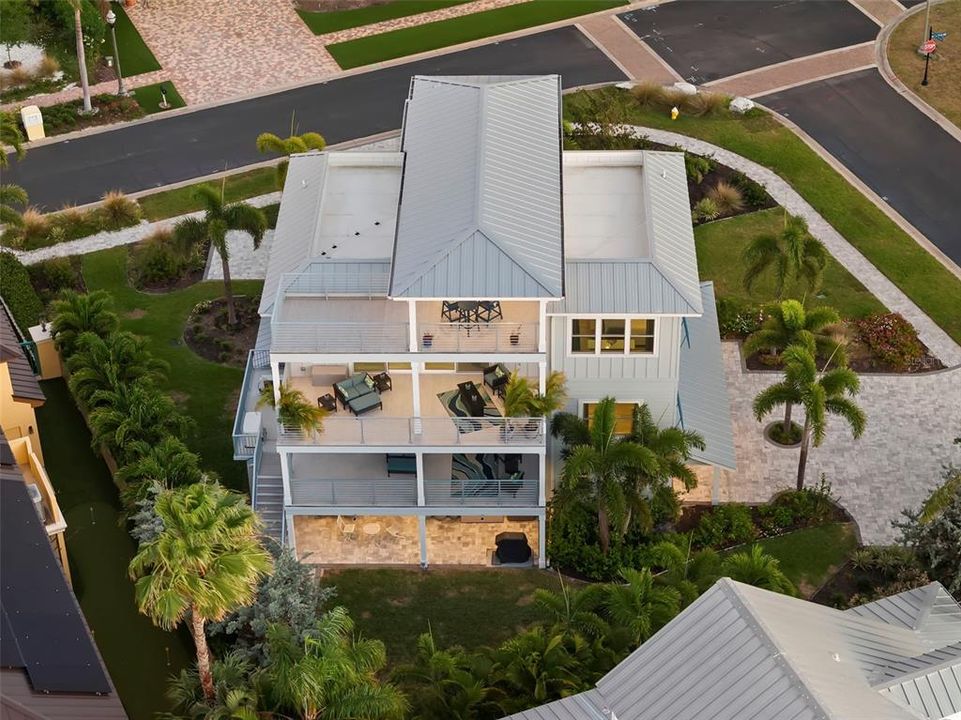 For Sale: $2,232,500 (4 beds, 4 baths, 3560 Square Feet)