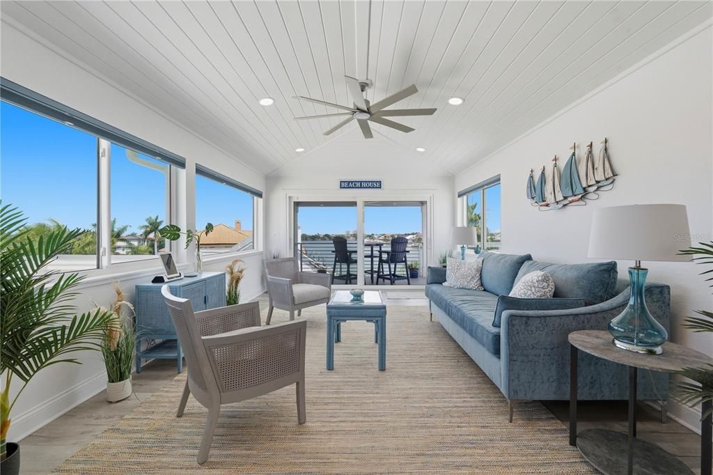 For Sale: $2,232,500 (4 beds, 4 baths, 3560 Square Feet)