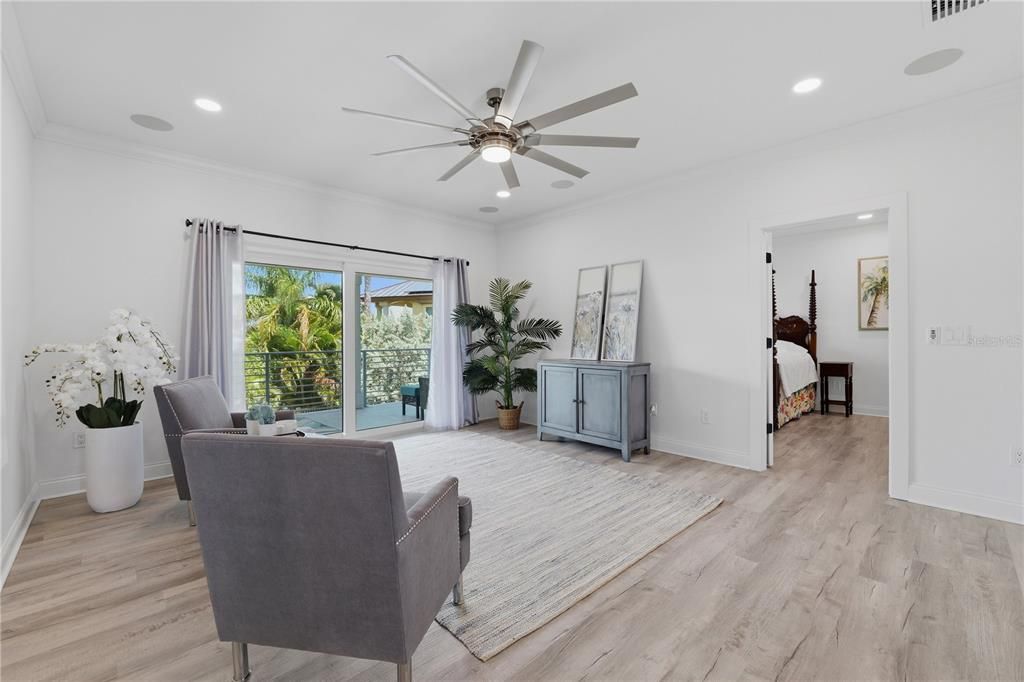 For Sale: $2,232,500 (4 beds, 4 baths, 3560 Square Feet)