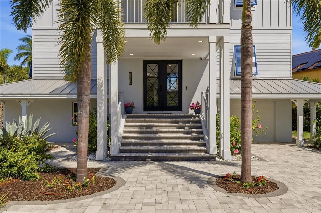 For Sale: $2,232,500 (4 beds, 4 baths, 3560 Square Feet)