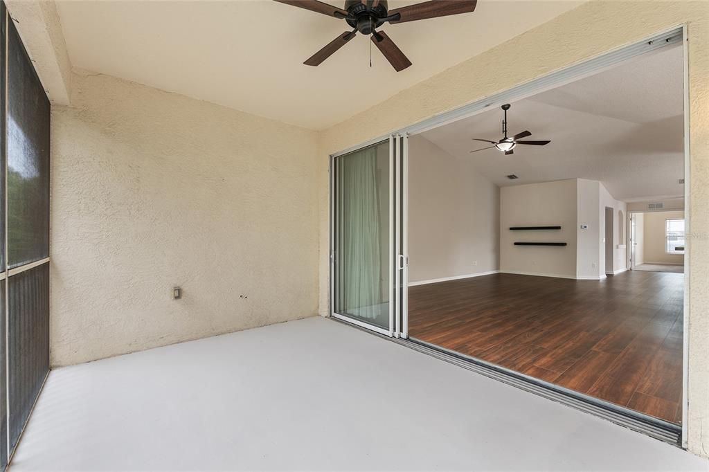 For Sale: $195,000 (2 beds, 2 baths, 1827 Square Feet)