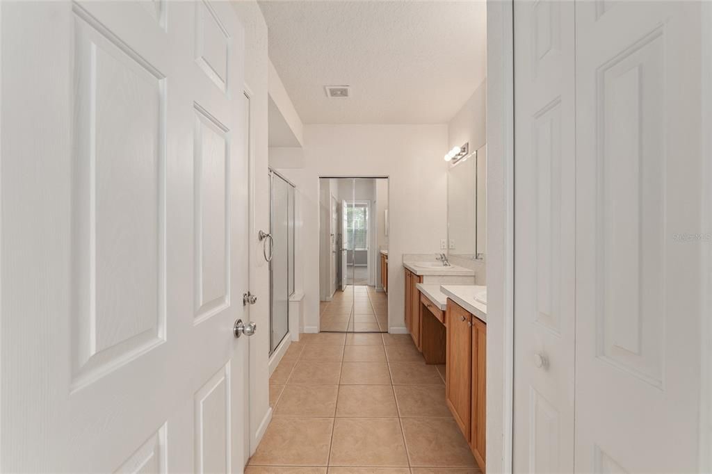 For Sale: $195,000 (2 beds, 2 baths, 1827 Square Feet)