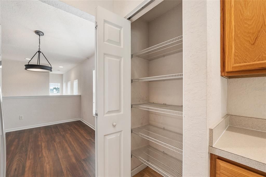 For Sale: $195,000 (2 beds, 2 baths, 1827 Square Feet)