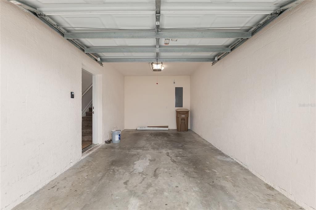 For Sale: $195,000 (2 beds, 2 baths, 1827 Square Feet)