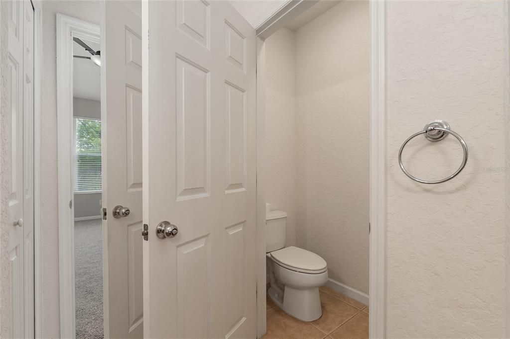 For Sale: $195,000 (2 beds, 2 baths, 1827 Square Feet)