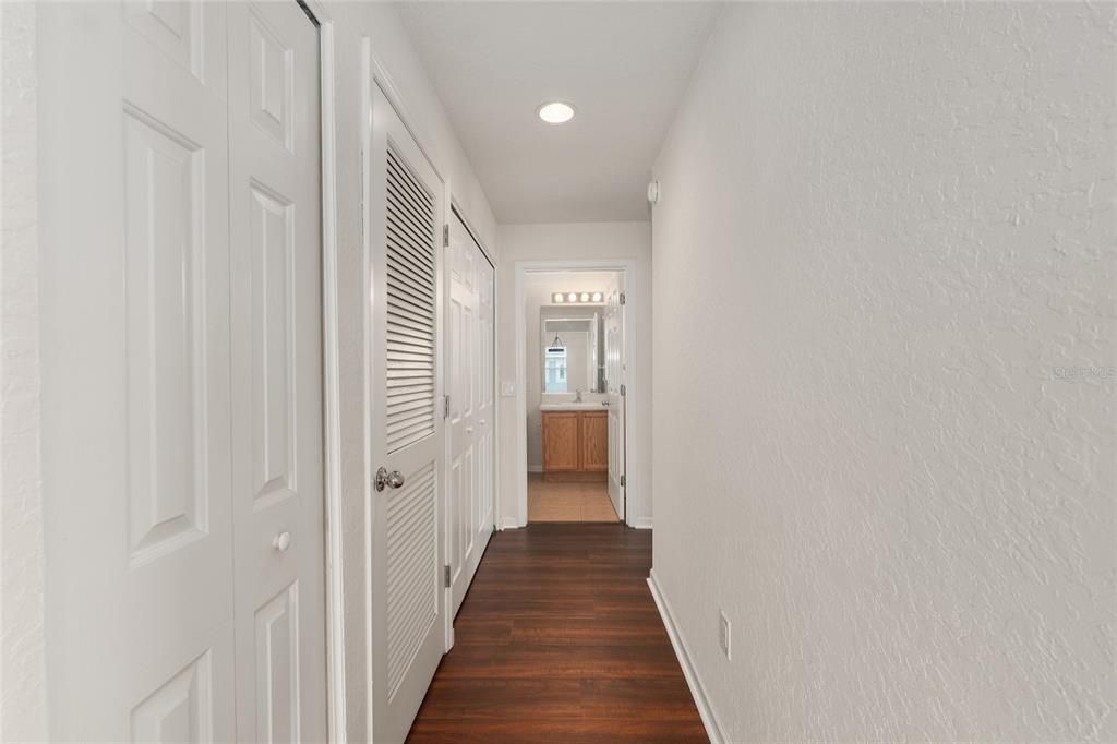 For Sale: $195,000 (2 beds, 2 baths, 1827 Square Feet)