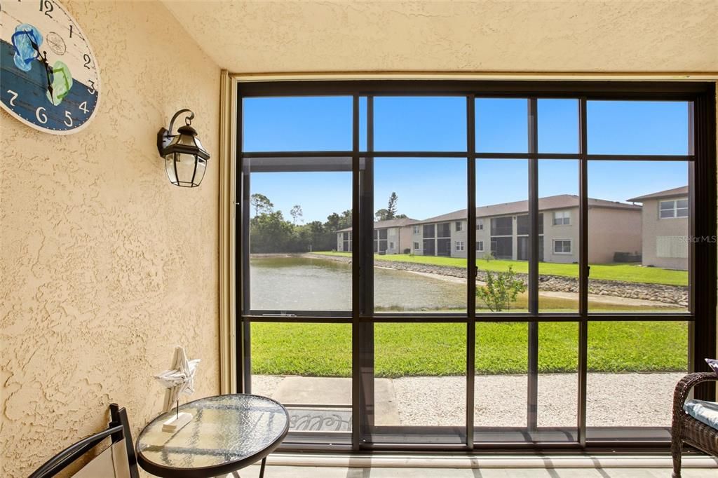 Active With Contract: $159,900 (2 beds, 2 baths, 859 Square Feet)
