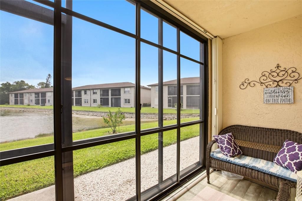 Active With Contract: $159,900 (2 beds, 2 baths, 859 Square Feet)