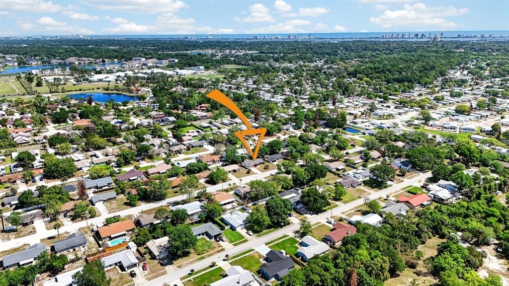 Под контрактом: $299,900 (3 спален, 2 ванн, 1398 Квадратных фут)