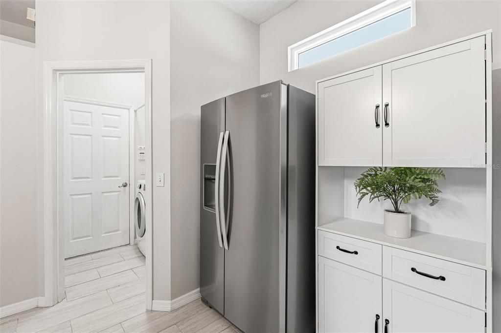 Active With Contract: $489,900 (3 beds, 2 baths, 2115 Square Feet)
