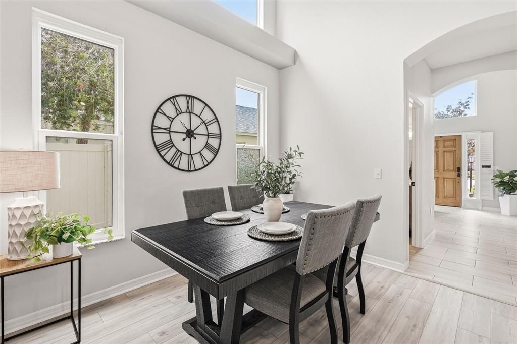 Active With Contract: $489,900 (3 beds, 2 baths, 2115 Square Feet)
