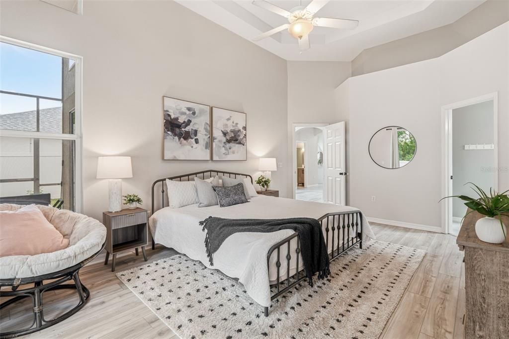 Active With Contract: $489,900 (3 beds, 2 baths, 2115 Square Feet)