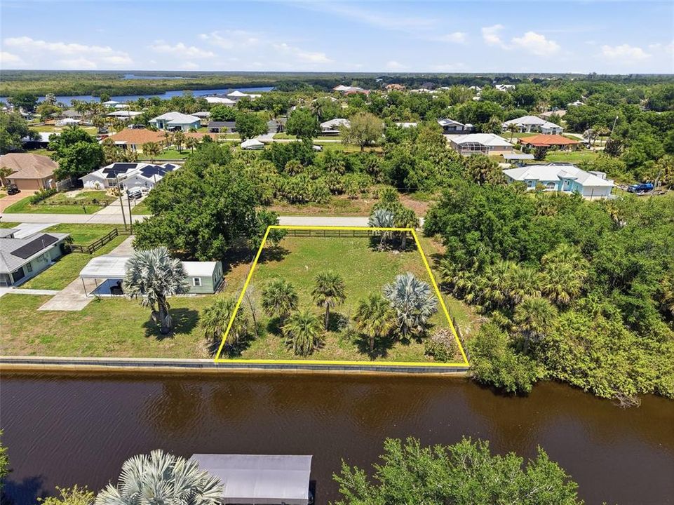 待售: $110,000 (0.21 acres)