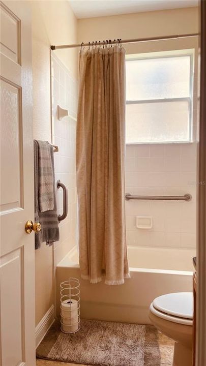 Active With Contract: $690,000 (5 beds, 3 baths, 3461 Square Feet)