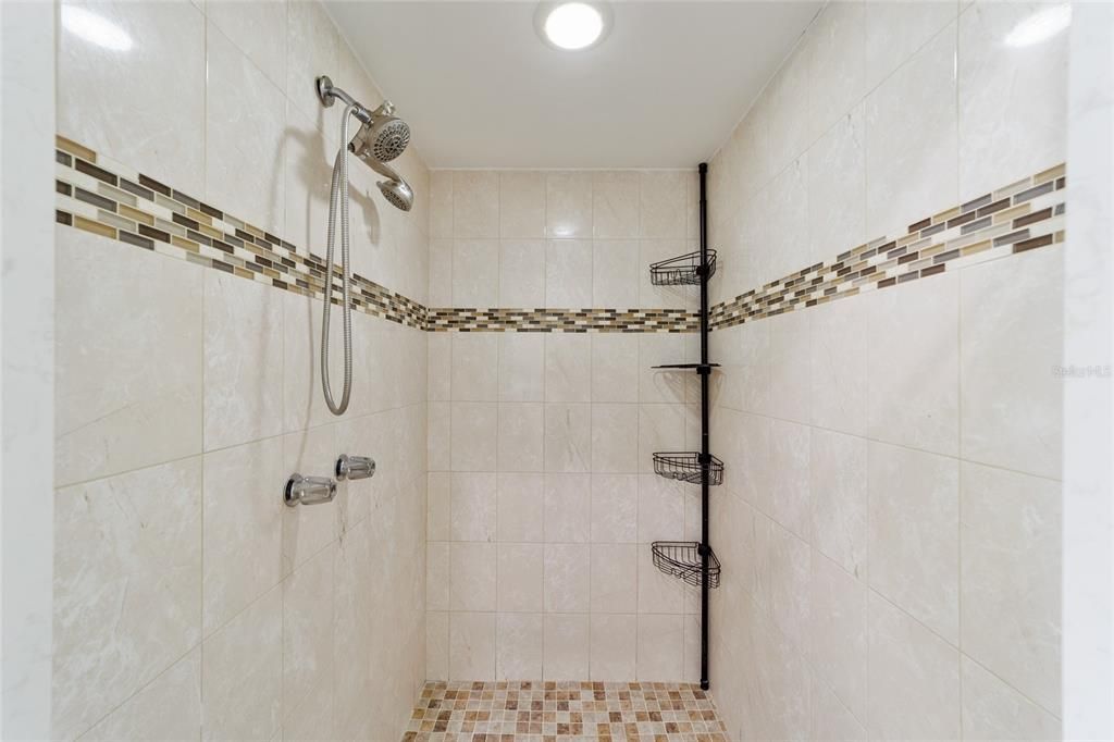 На продажу: $259,900 (3 спален, 3 ванн, 1491 Квадратных фут)