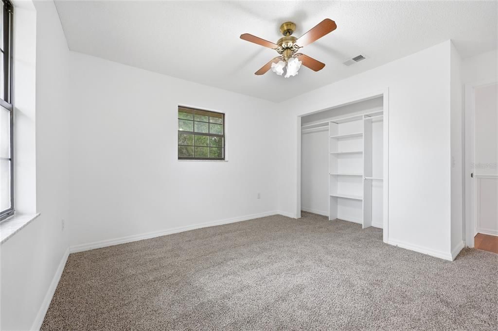 For Sale: $375,000 (3 beds, 2 baths, 2921 Square Feet)