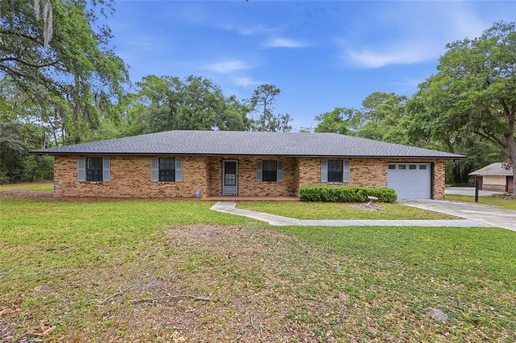 For Sale: $375,000 (3 beds, 2 baths, 2921 Square Feet)