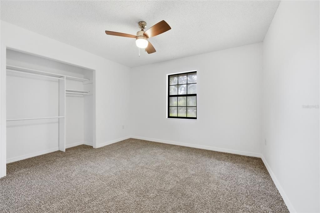 For Sale: $375,000 (3 beds, 2 baths, 2921 Square Feet)