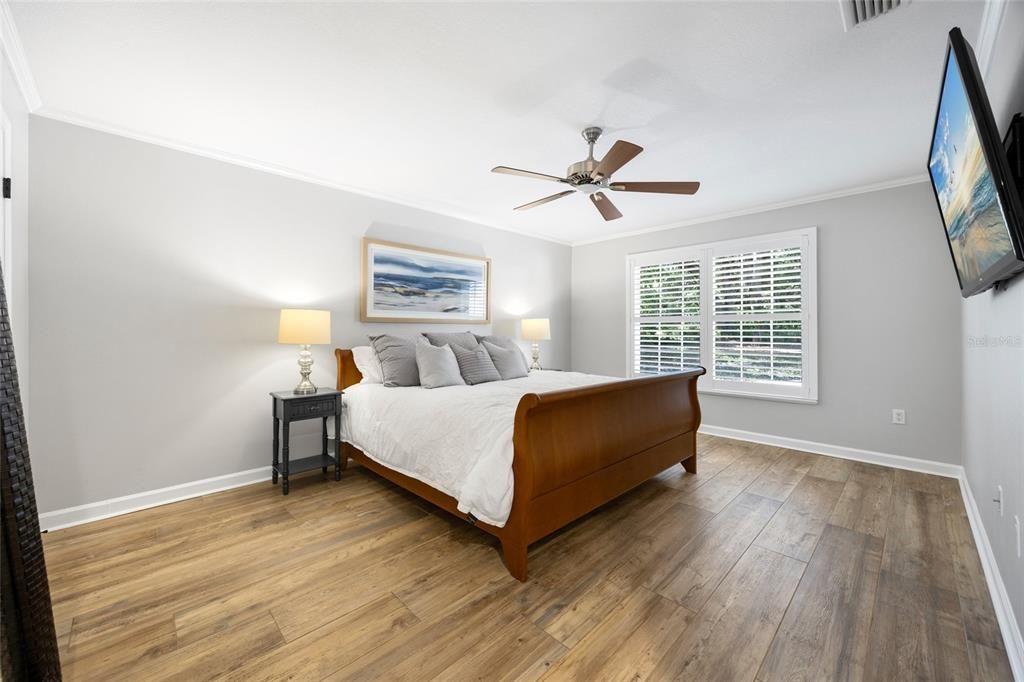 Active With Contract: $1,680,000 (3 beds, 2 baths, 1962 Square Feet)
