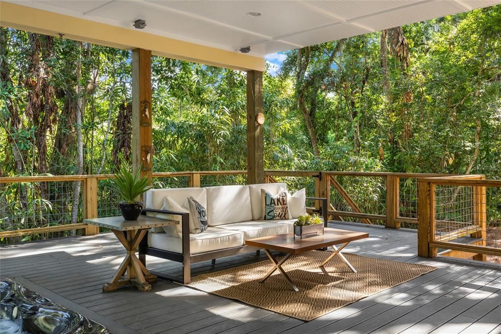 Active With Contract: $1,680,000 (3 beds, 2 baths, 1962 Square Feet)