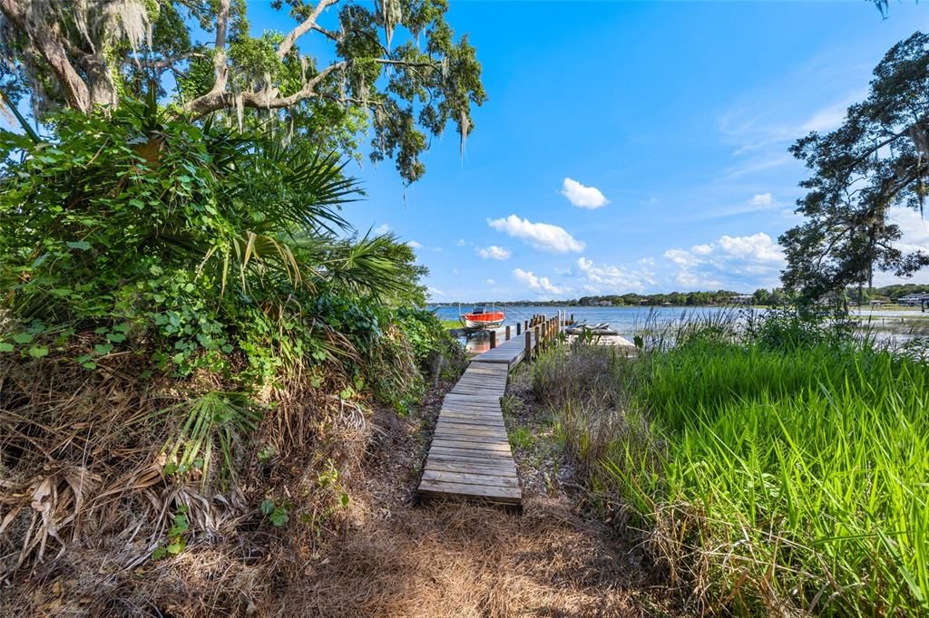 Active With Contract: $1,680,000 (3 beds, 2 baths, 1962 Square Feet)
