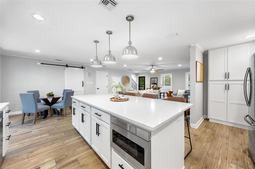 Active With Contract: $1,680,000 (3 beds, 2 baths, 1962 Square Feet)