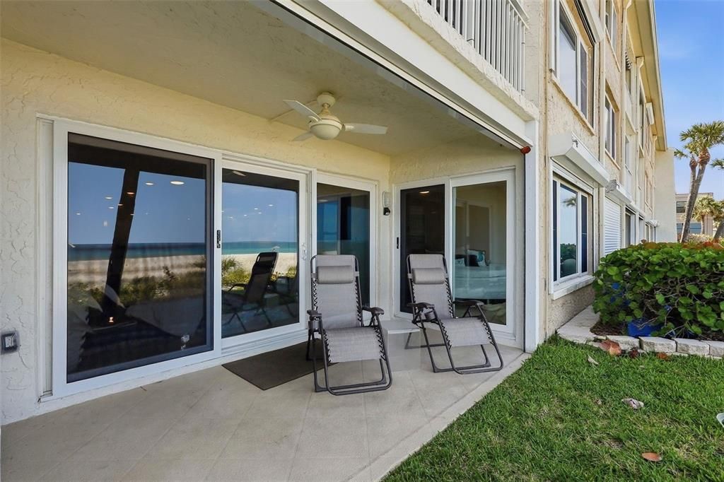 Active With Contract: $869,000 (2 beds, 2 baths, 1387 Square Feet)