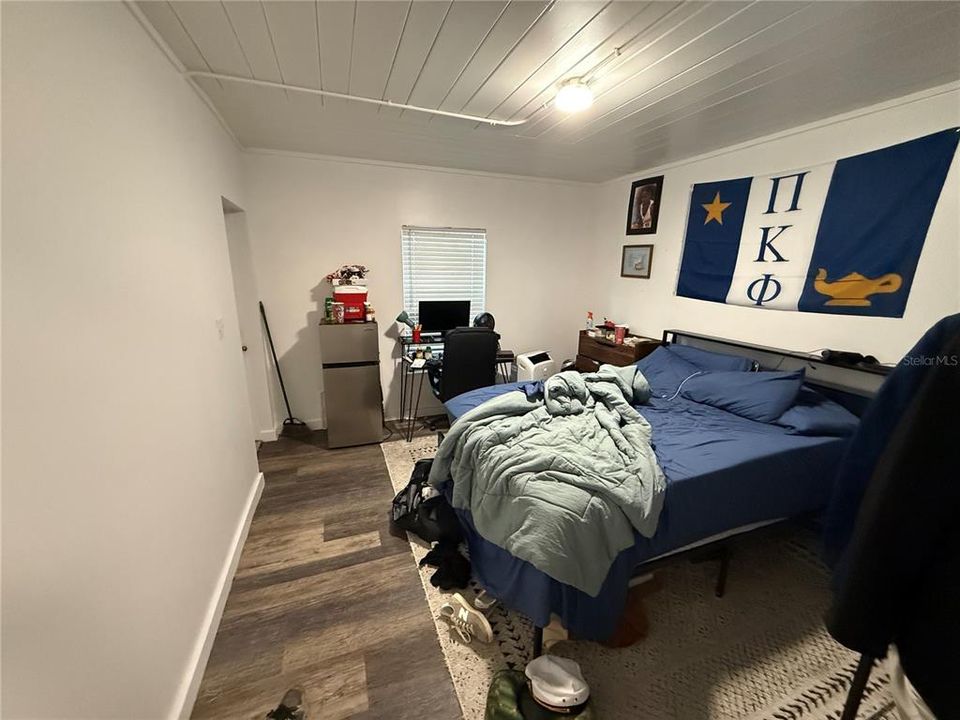 For Sale: $575,000 (5 beds, 3 baths, 2768 Square Feet)
