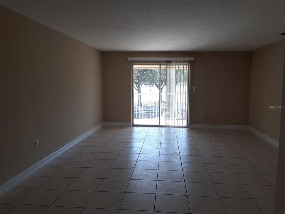 For Rent: $1,245 (2 beds, 2 baths, 920 Square Feet)