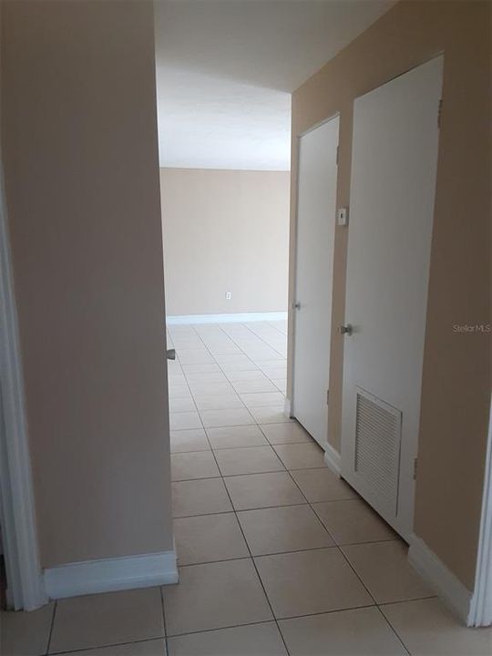 For Rent: $1,245 (2 beds, 2 baths, 920 Square Feet)