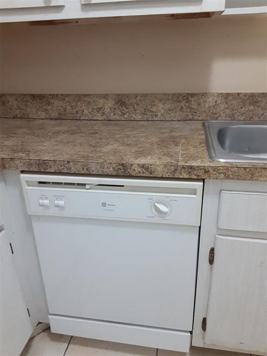 For Rent: $1,245 (2 beds, 2 baths, 920 Square Feet)