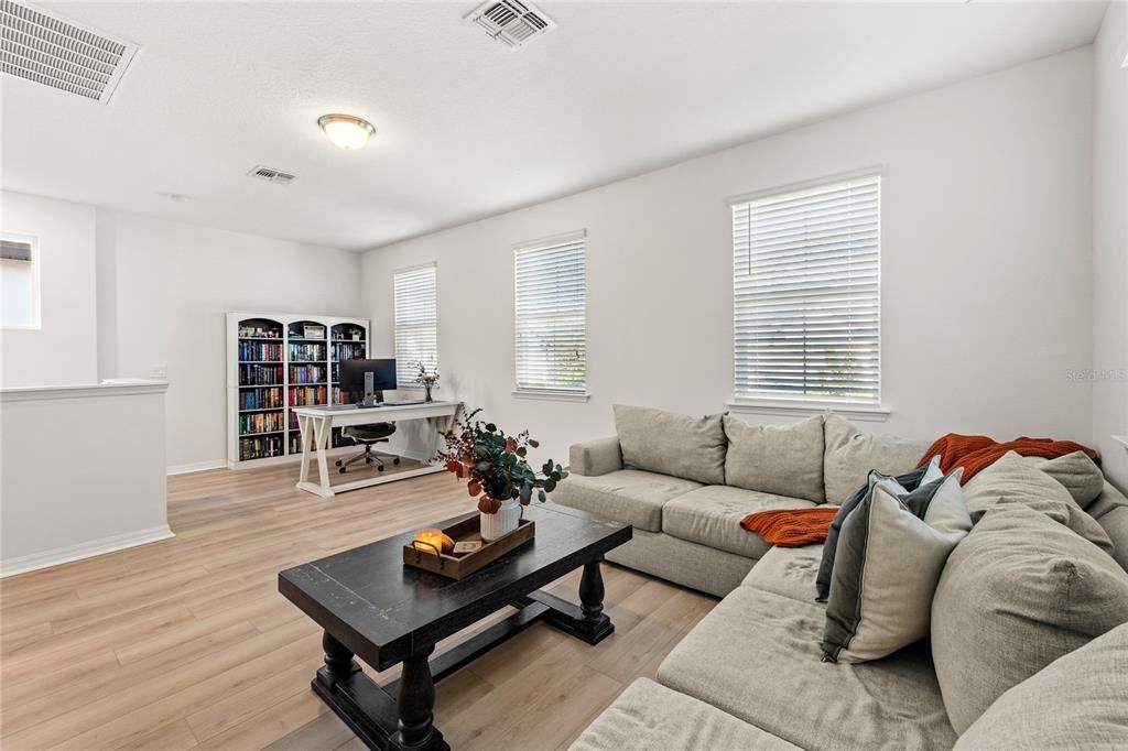 For Sale: $499,000 (3 beds, 2 baths, 2069 Square Feet)