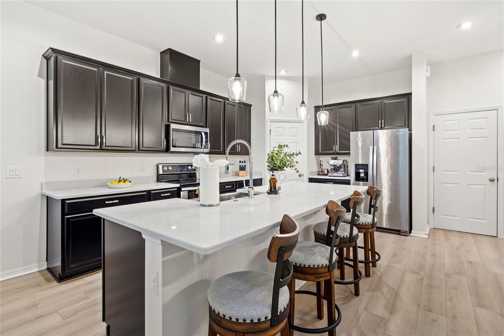 For Sale: $499,000 (3 beds, 2 baths, 2069 Square Feet)