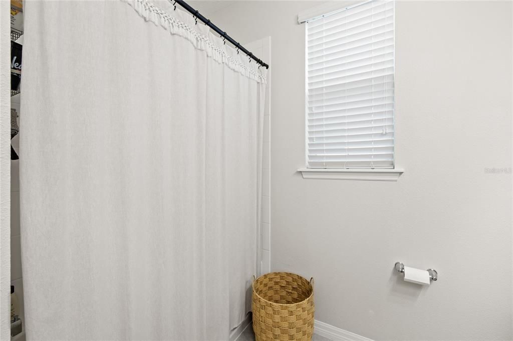 For Sale: $499,000 (3 beds, 2 baths, 2069 Square Feet)