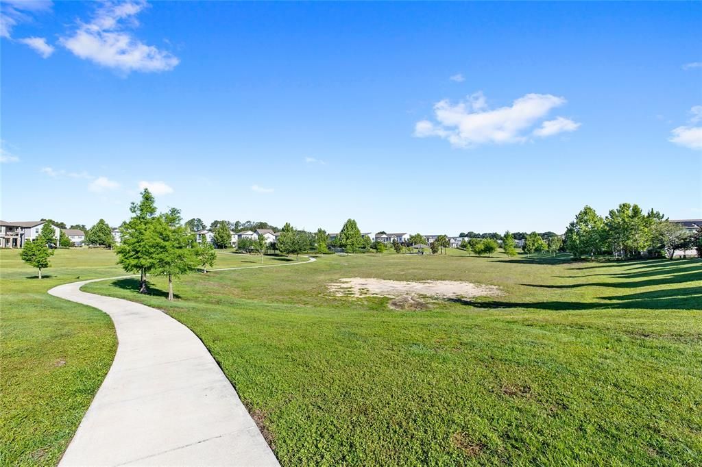 For Sale: $499,000 (3 beds, 2 baths, 2069 Square Feet)