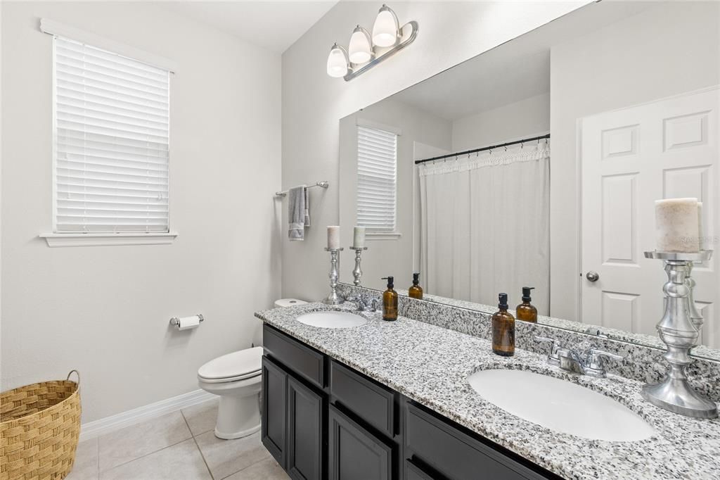For Sale: $499,000 (3 beds, 2 baths, 2069 Square Feet)