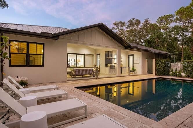 Active With Contract: $1,875,000 (5 beds, 4 baths, 2915 Square Feet)