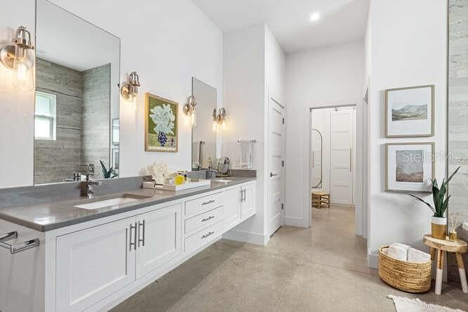 Active With Contract: $1,875,000 (5 beds, 4 baths, 2915 Square Feet)