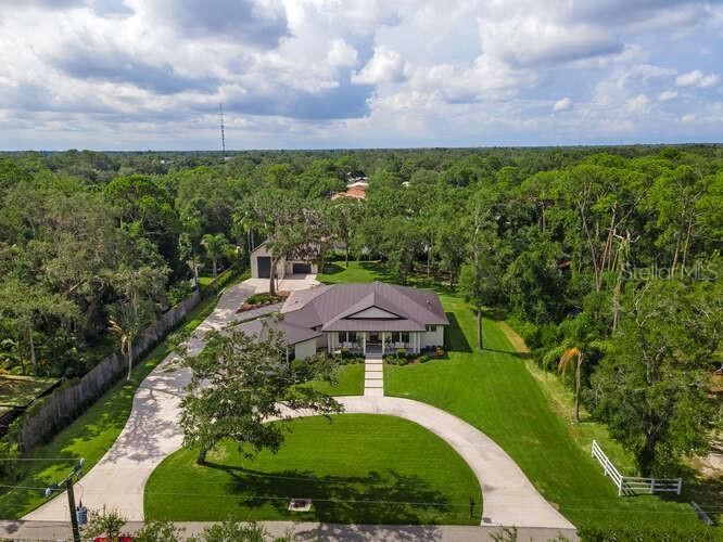 Active With Contract: $1,875,000 (5 beds, 4 baths, 2915 Square Feet)