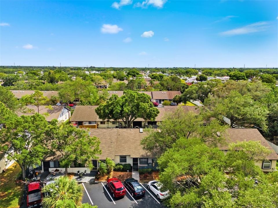 Active With Contract: $259,900 (2 beds, 2 baths, 1036 Square Feet)