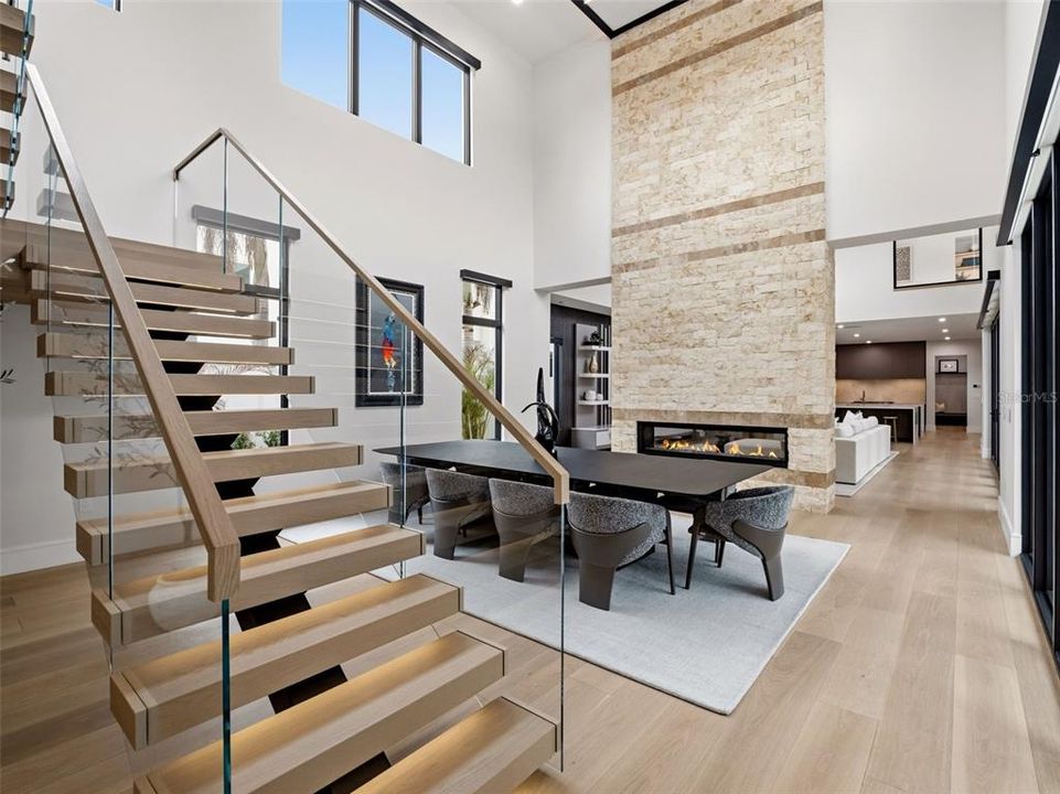For Sale: $4,350,000 (5 beds, 5 baths, 5487 Square Feet)